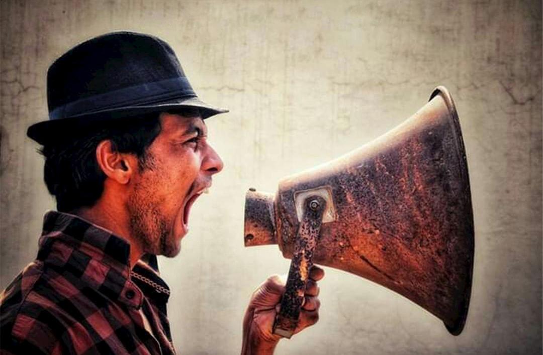 7. Handle Criticism Like a Charismatic Pro